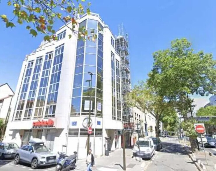 Bureau dans Boulogne-Billancourt à louer - Photo du bâtiment - Image 2 de 12