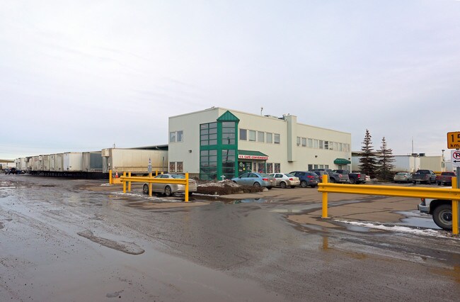 Plus de détails pour 13008 163rd St NW, Edmonton, AB - Industriel à vendre