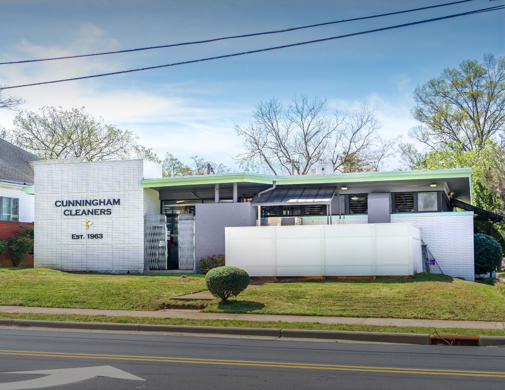 1900 E 7th St, Charlotte, NC for lease Building Photo- Image 1 of 5
