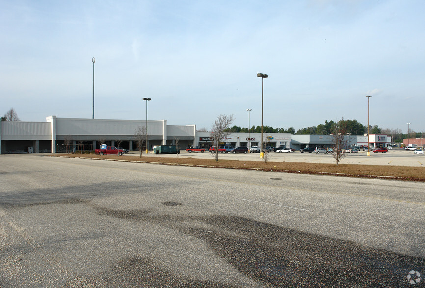 56 Whites Crossing Ln, Whiteville, NC for lease - Building Photo - Image 2 of 4