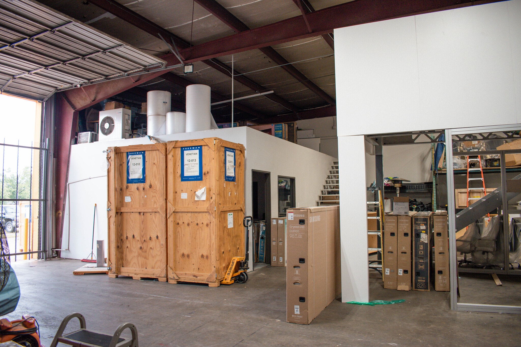 3306 Ella Blvd, Houston, TX for lease Interior Photo- Image 1 of 3