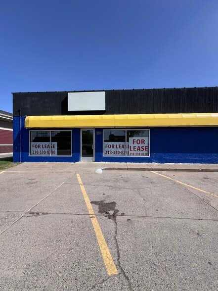 215 Washington St, Brainerd, MN for lease - Primary Photo - Image 1 of 9