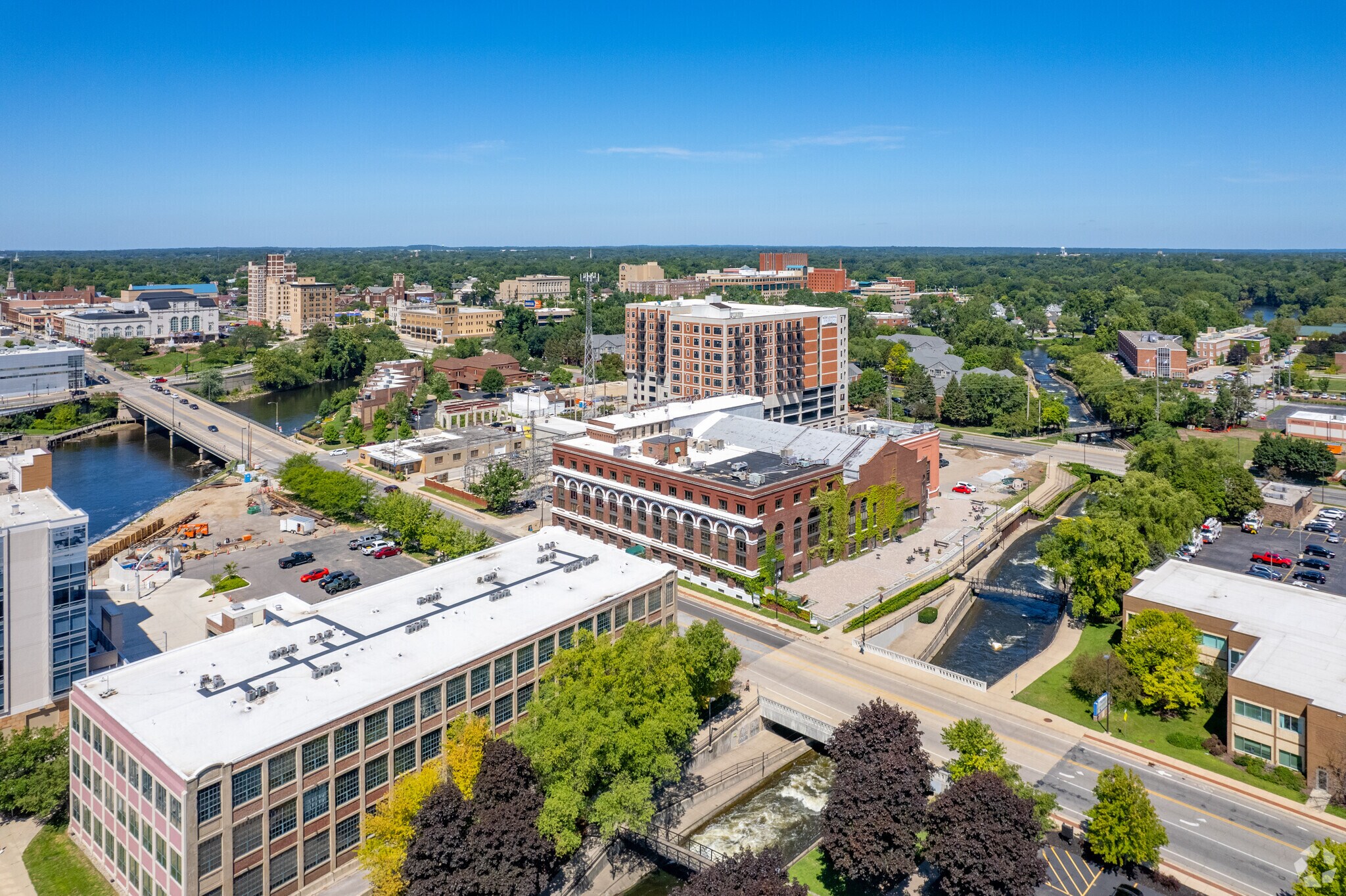 380 E Lasalle Ave, South Bend, IN for lease Aerial- Image 1 of 21