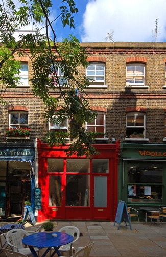 More details for 12 Lambs Conduit Passage, London - Retail for Lease