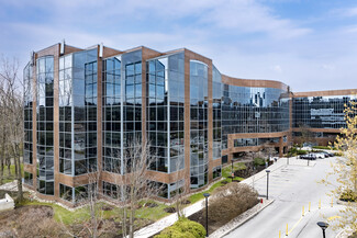 Plus de détails pour Yonge Corporate Centre – Bureau à vendre, Toronto, ON