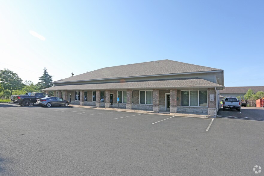 2370 County Road J, White Bear Township, MN à vendre - Photo principale - Image 1 de 3