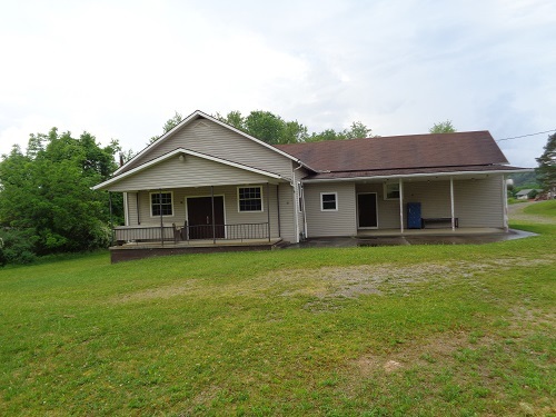 446 Adrian, De Lancey, PA for sale - Primary Photo - Image 1 of 8