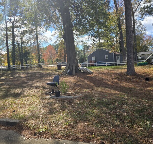 311 Rockbridge Rd, Lilburn, GA à vendre - Photo du bâtiment - Image 2 de 4