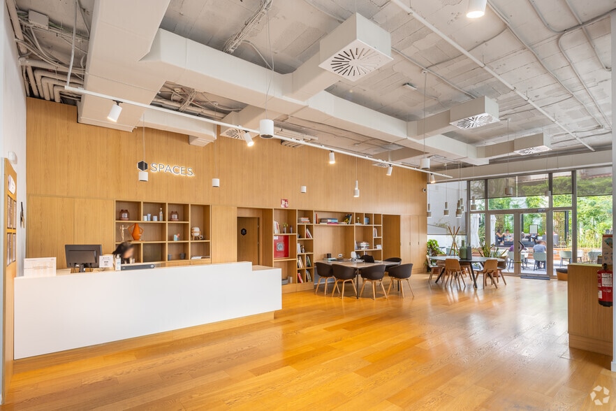 Carrer de Pallars, 193-201, Barcelona, Barcelona for lease - Lobby - Image 3 of 23