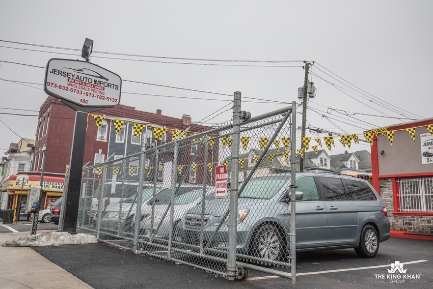 480 Union Ave, Paterson, NJ à louer - Photo du bâtiment - Image 3 de 14