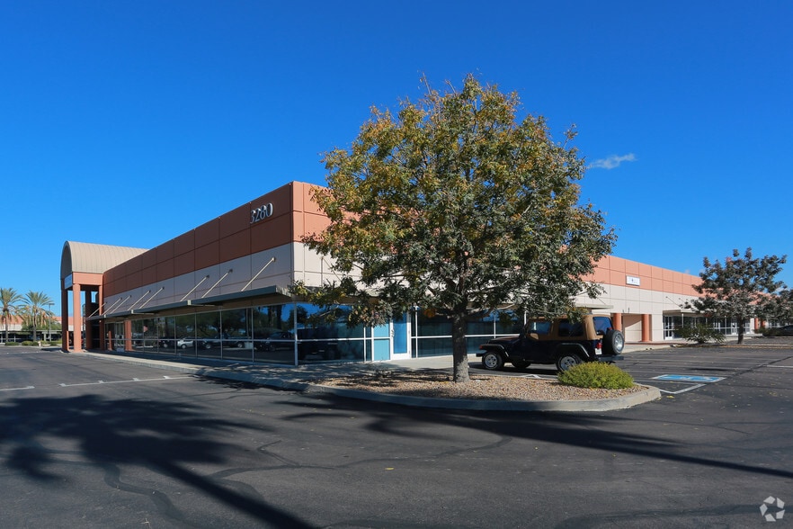 3280 E Hemisphere Loop, Tucson, AZ for lease - Primary Photo - Image 1 of 6
