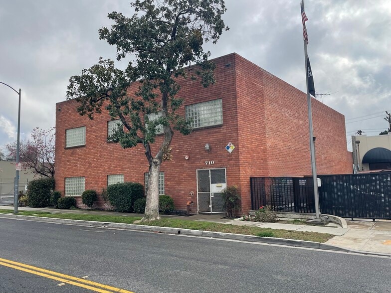700-710 W Wilson Ave, Glendale, CA for sale - Building Photo - Image 2 of 49