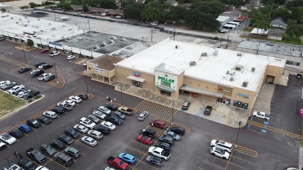 2000-2100 State Hwy 146, Seabrook, TX for lease - Commercial Listing Video - Image 3 of 4