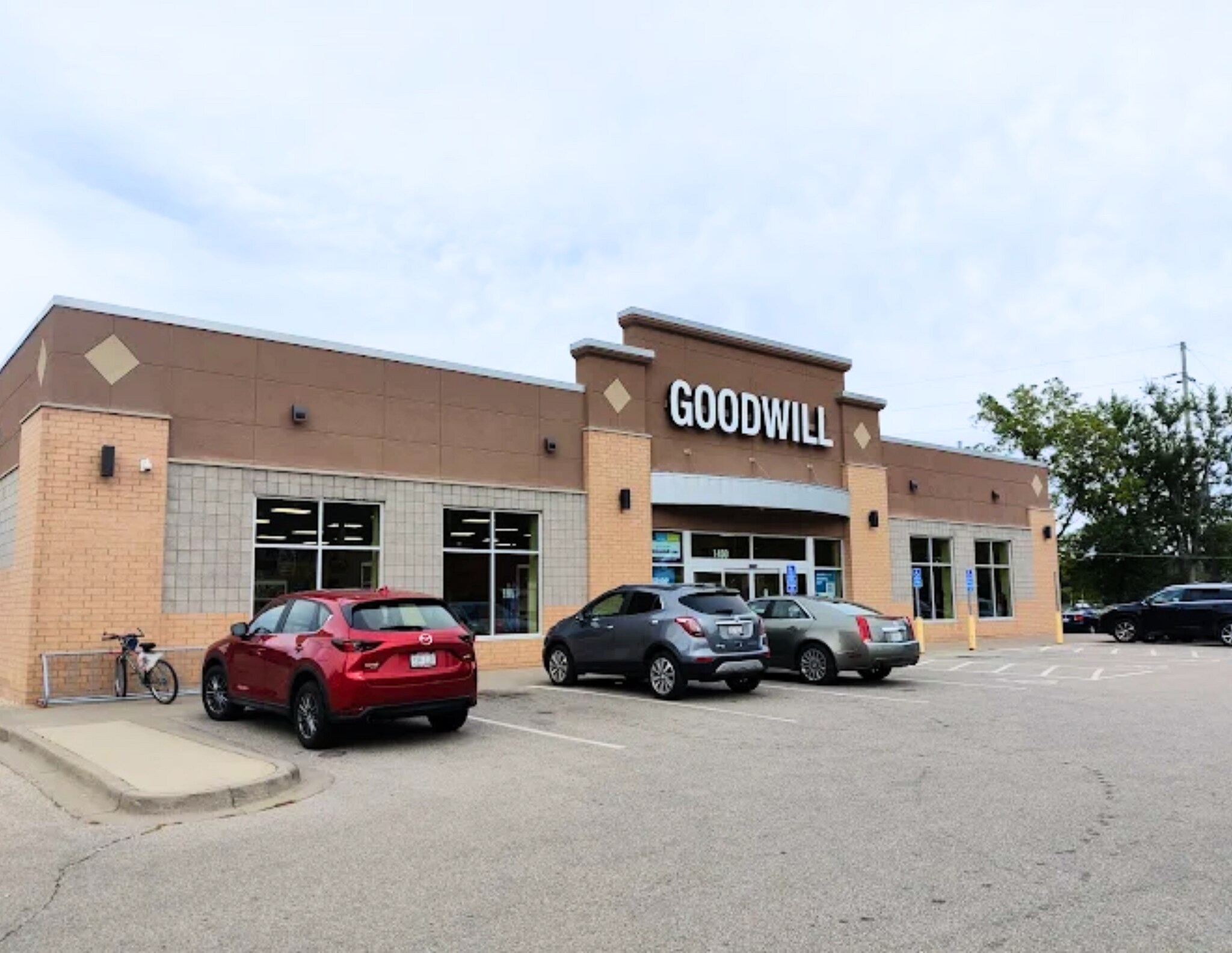 1450 Gilmore Ave, Winona, MN à vendre Photo principale- Image 1 de 20