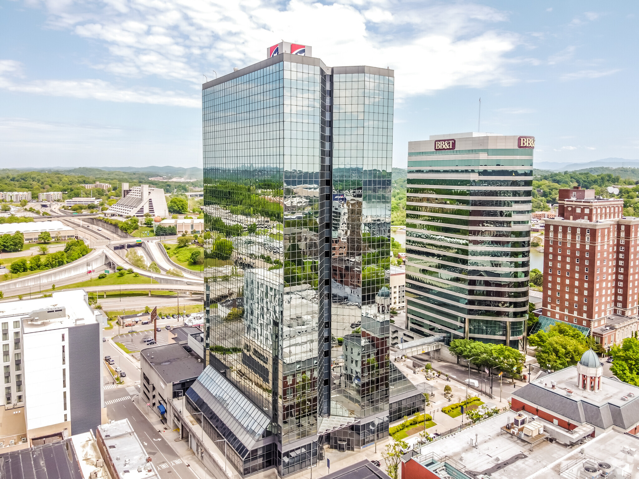 800 S Gay St, Knoxville, TN for lease Building Photo- Image 1 of 10