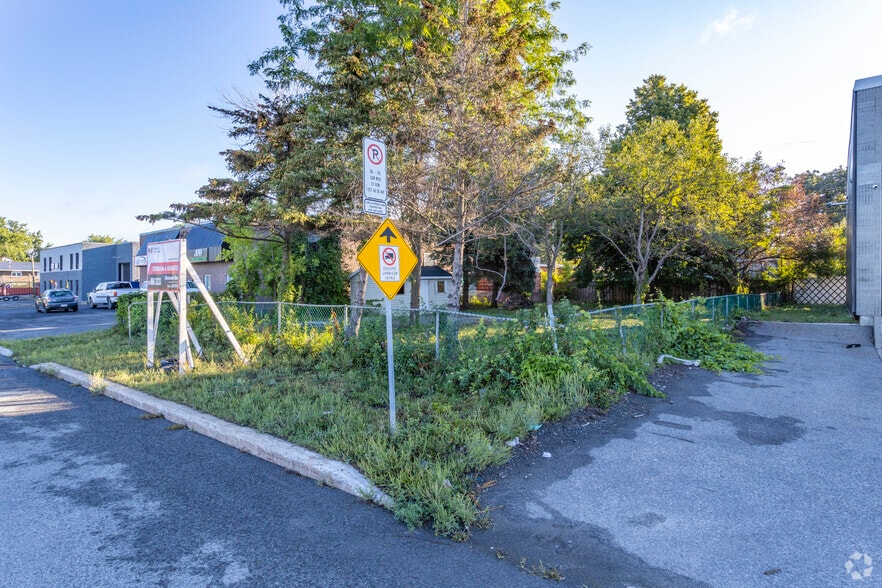 50 Rue De La Pointe-Langlois, Laval, QC for lease - Building Photo - Image 2 of 3