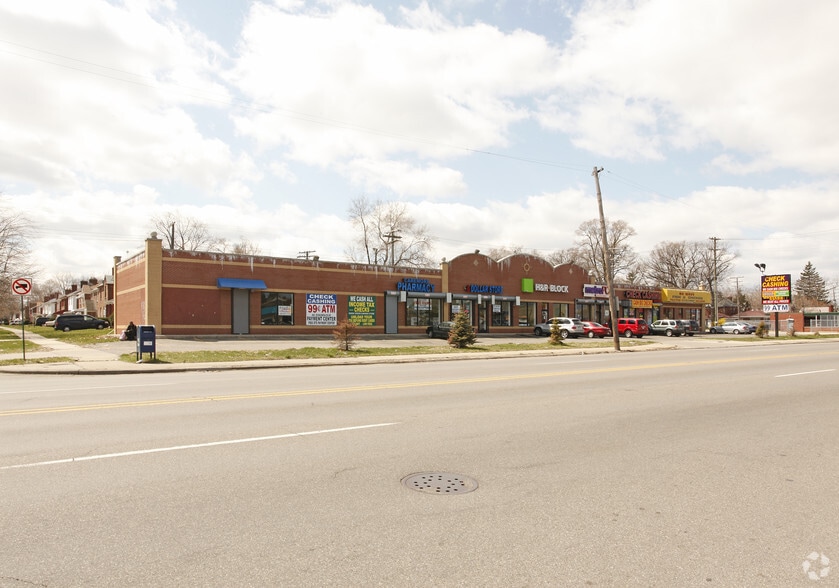 14501-14541 W Mcnichols Rd, Detroit, MI à louer - Photo du bâtiment - Image 2 de 2