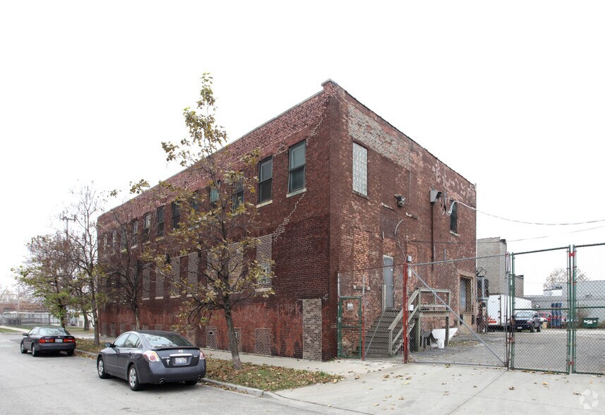 1100 W 47th Pl, Chicago, IL à vendre - Photo du bâtiment - Image 2 de 2