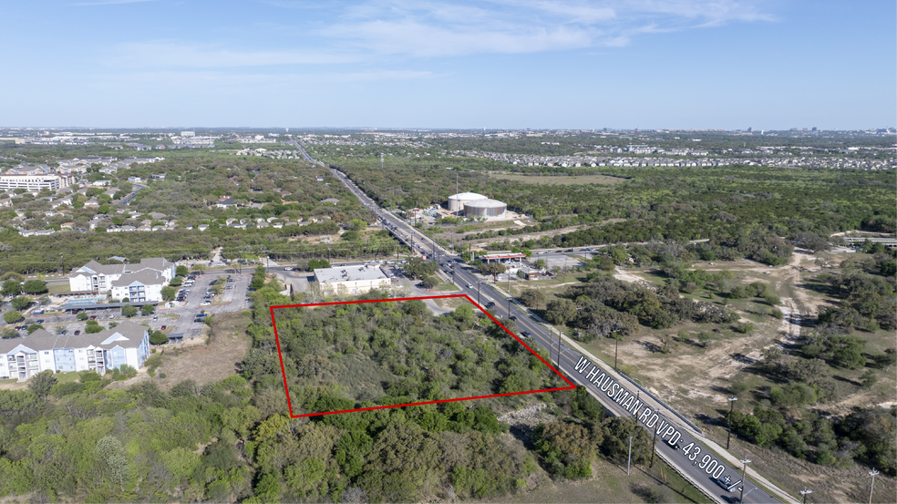 7307 W Hausman Rd, San Antonio, TX à vendre - Photo du bâtiment - Image 3 de 6