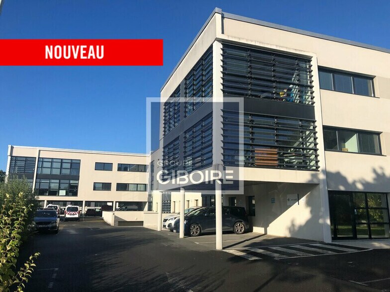 Bureau dans Saint-Grégoire à vendre - Photo du bâtiment - Image 2 de 16