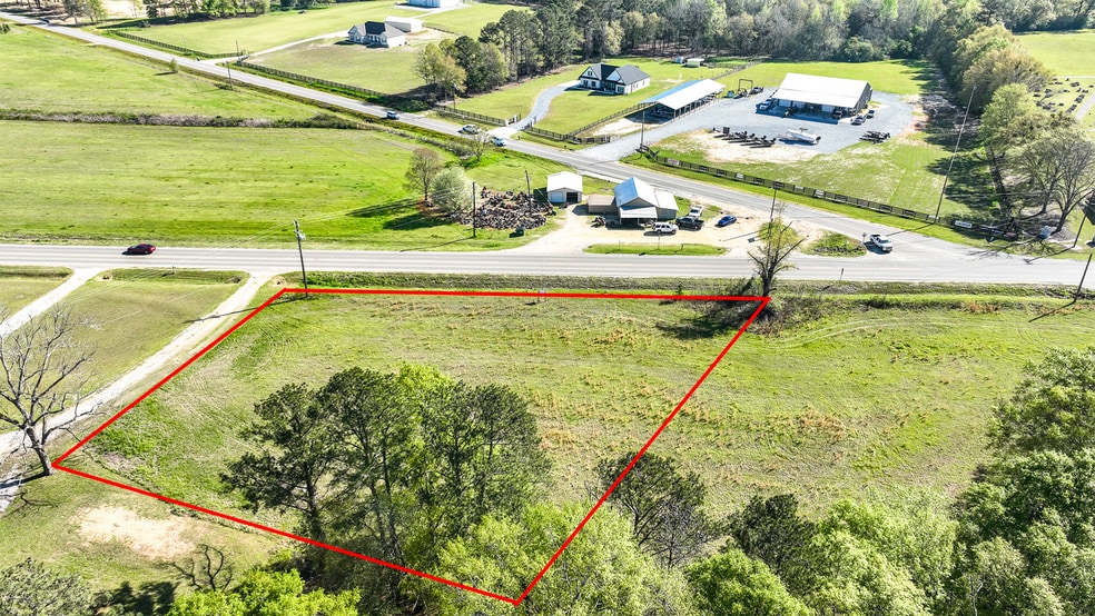Alabama 143, Elmore, AL à vendre - Photo du bâtiment - Image 2 de 3