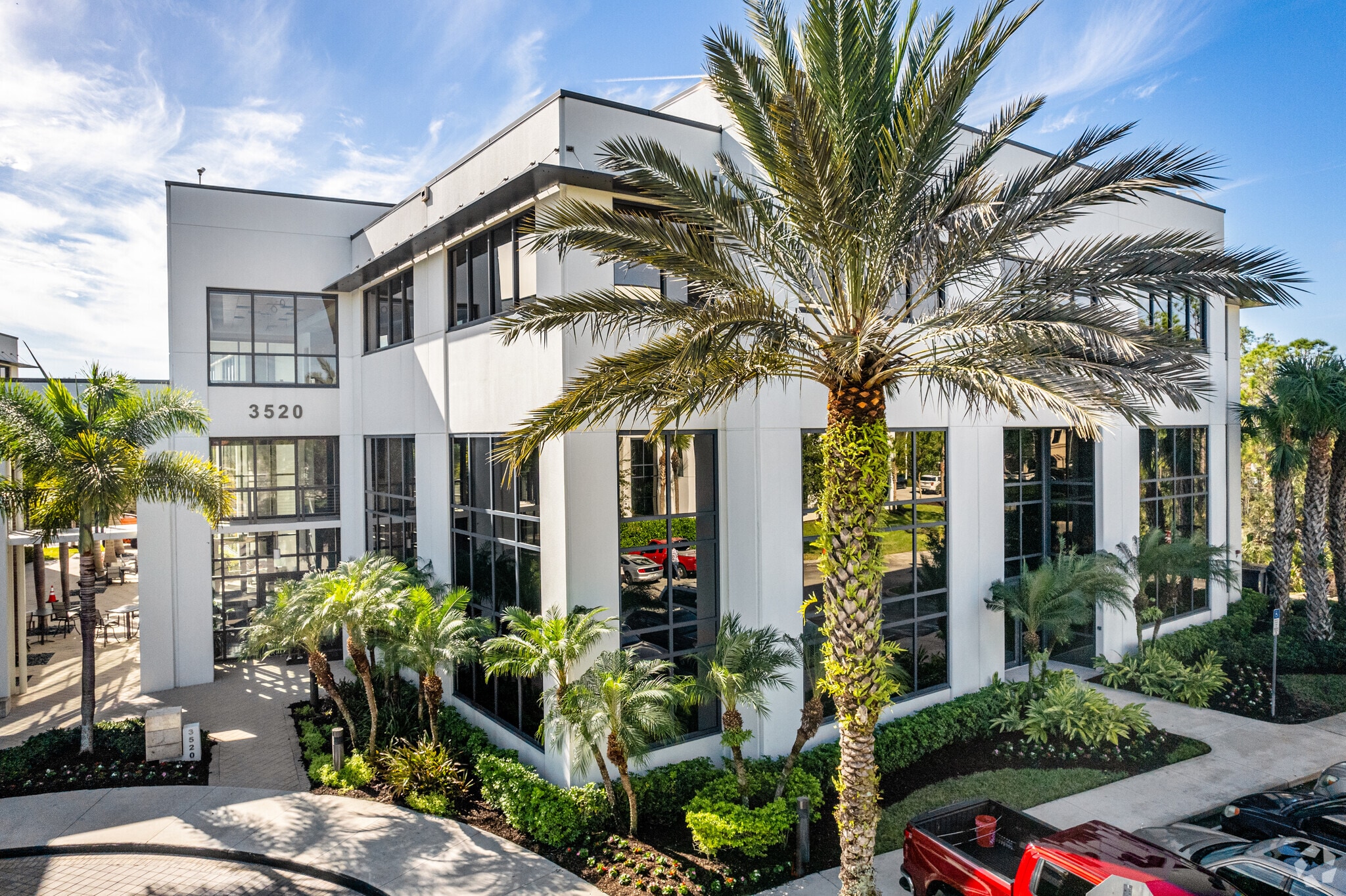 3520 Kraft Rd, Naples, FL for lease Primary Photo- Image 1 of 8