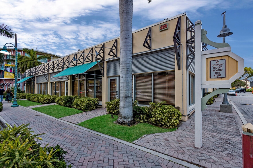 220 NE 1st St, Delray Beach, FL for lease - Building Photo - Image 3 of 4