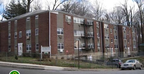 10-14 Glencar Ave, New Rochelle, NY à vendre - Photo principale - Image 1 de 1
