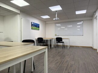 Plus de détails pour 44 Rue Poliveau, Paris - Commerce de détail à louer