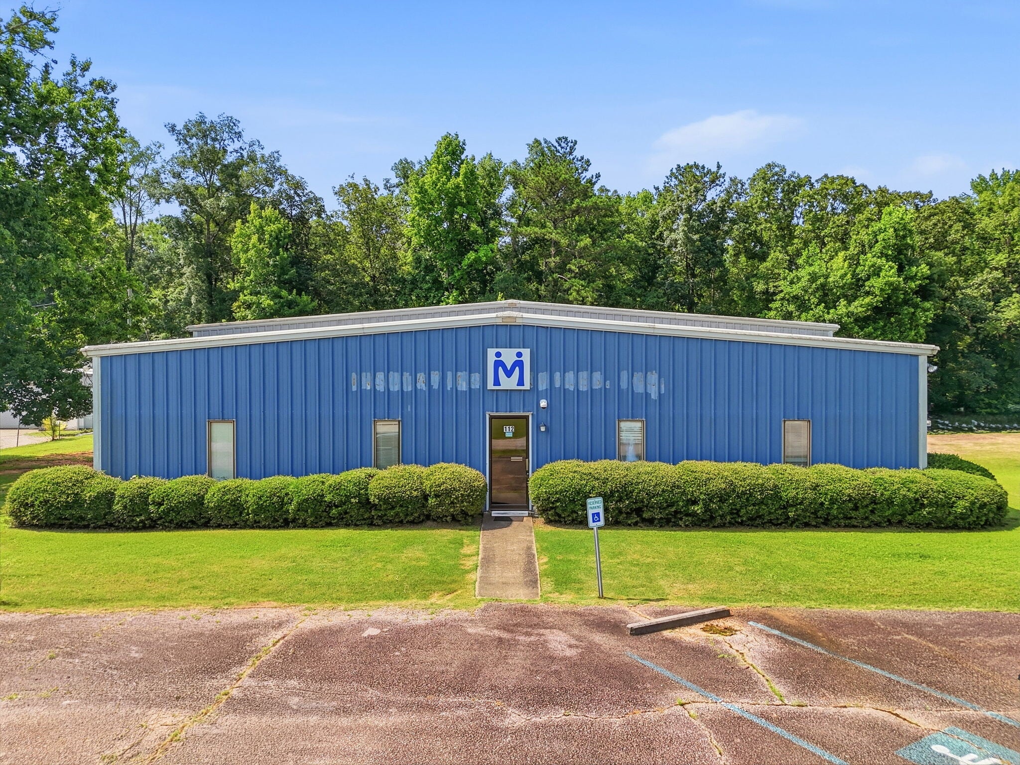 112 Corporate Park East Dr, Lagrange, GA for lease Primary Photo- Image 1 of 21