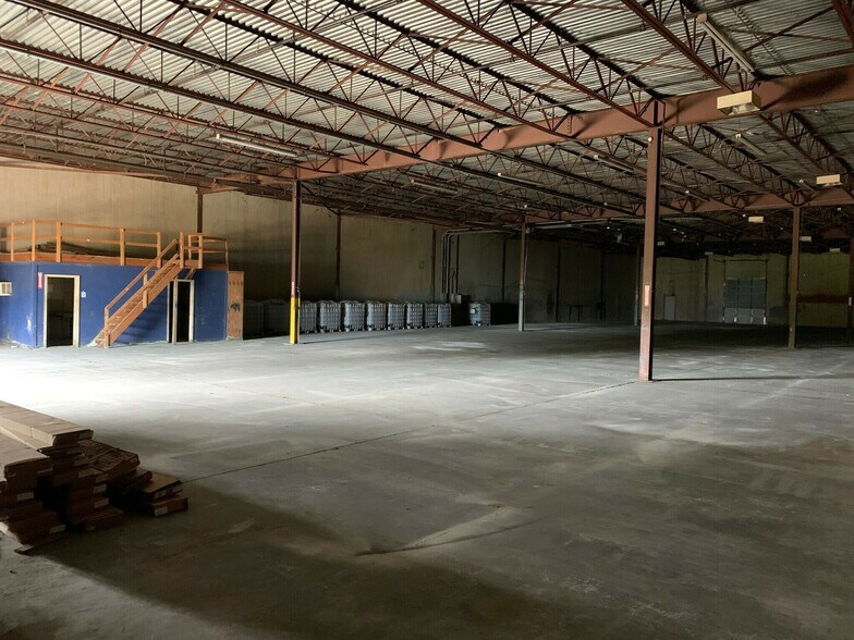 390 Commerce Park Dr, Jackson, MS à louer - Photo intérieure - Image 3 de 5