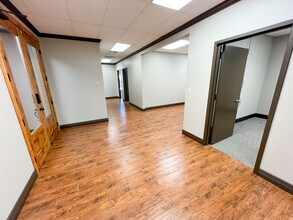 201-203 W Wall St, Midland, TX à louer Photo intérieure- Image 2 de 19