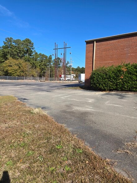 261 Niagara-Carthage Rd, Carthage, NC à louer - Photo du bâtiment - Image 2 de 4