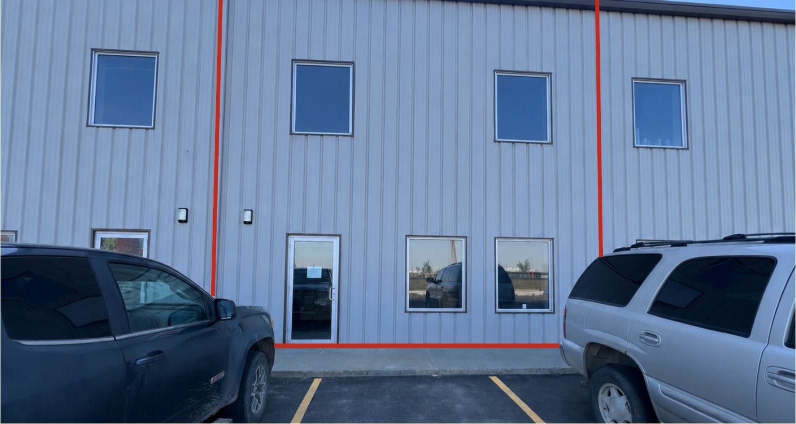 7609 Sparrow Dr, Leduc, AB à vendre Photo du bâtiment- Image 1 de 5