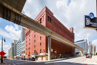 Plus de détails pour 623 Cass Ave, Detroit, MI - Flex à vendre