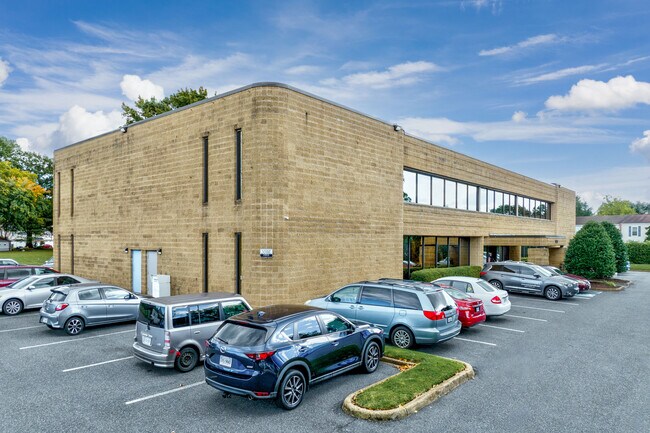 Plus de détails pour 900 Commonwealth Pl, Virginia Beach, VA - Coworking à louer