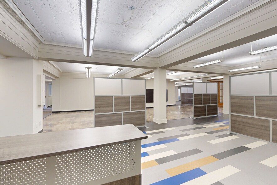 330 S Greene St, Greensboro, NC à louer - Numérisation 3D de Matterport - Image 3 de 17