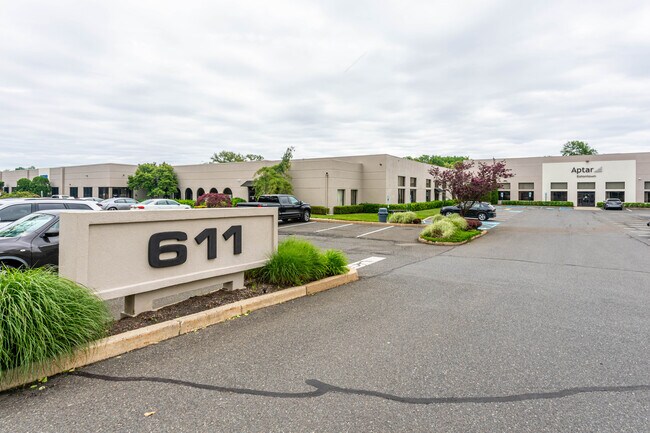 More details for 611 Industrial Way W, Eatontown, NJ - Flex for Sale