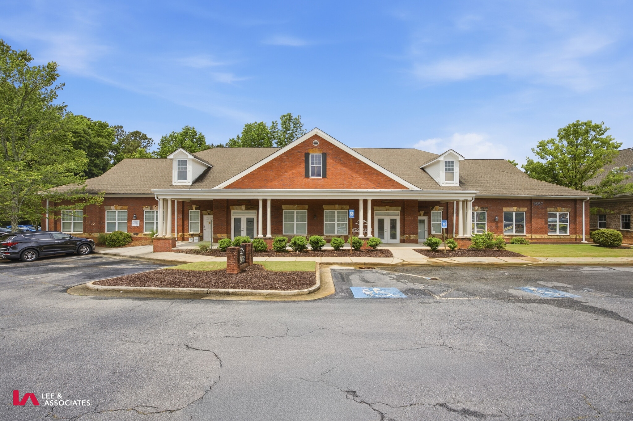 1567 Janmar Rd, Snellville, GA for lease Interior Photo- Image 1 of 18