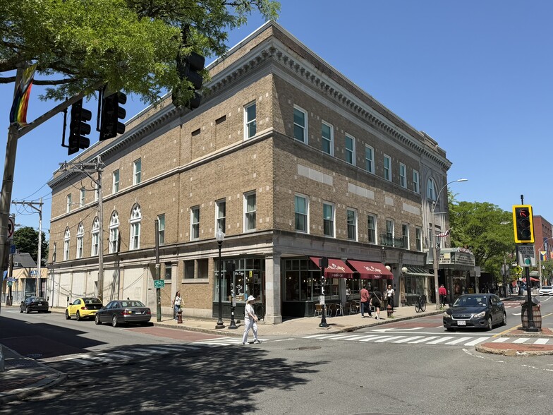 Trophy Mixed-Use Arlington - Somerville portfolio of 3 properties for sale on LoopNet.ca - Building Photo - Image 2 of 31