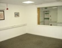 712 London Rd, Grays for lease - Interior Photo - Image 2 of 3