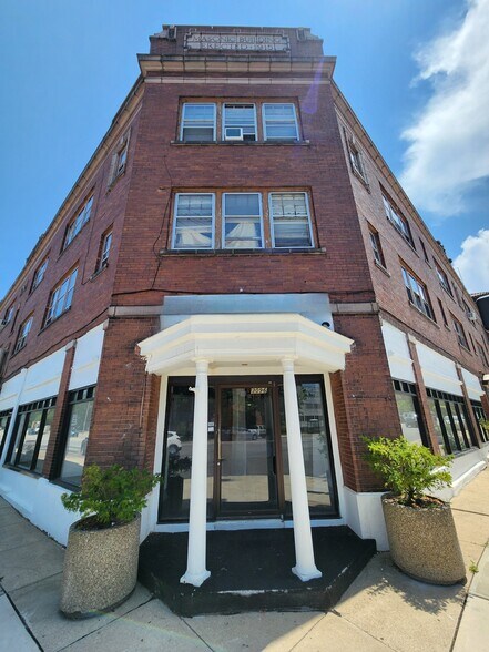 3125 Whitethorn Rd, Cleveland, OH à louer - Photo du bâtiment - Image 2 de 34