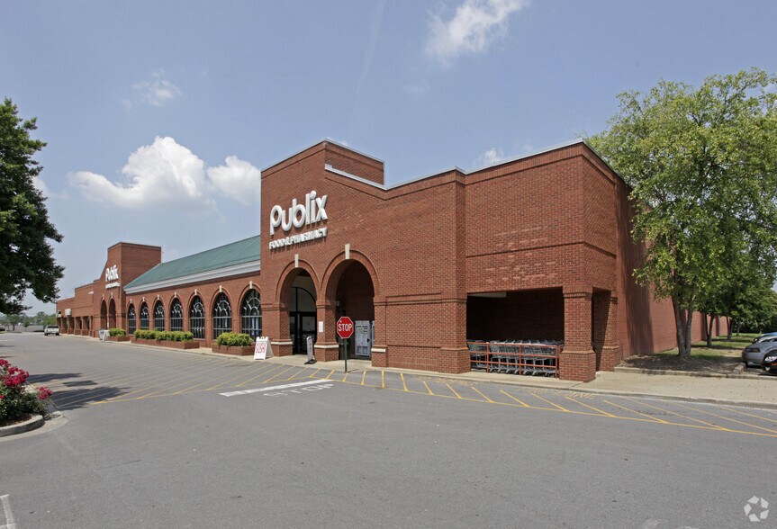 110 Indian Lake Blvd, Hendersonville, TN à louer - Photo du bâtiment - Image 2 de 2