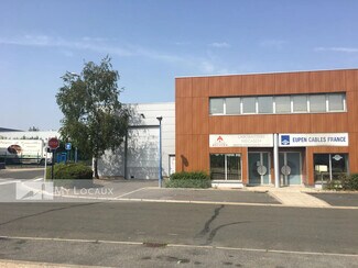 Plus de détails pour Local d'activités à louer