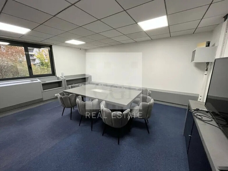 Bureau dans Villeurbanne à louer - Photo intérieure - Image 2 de 6