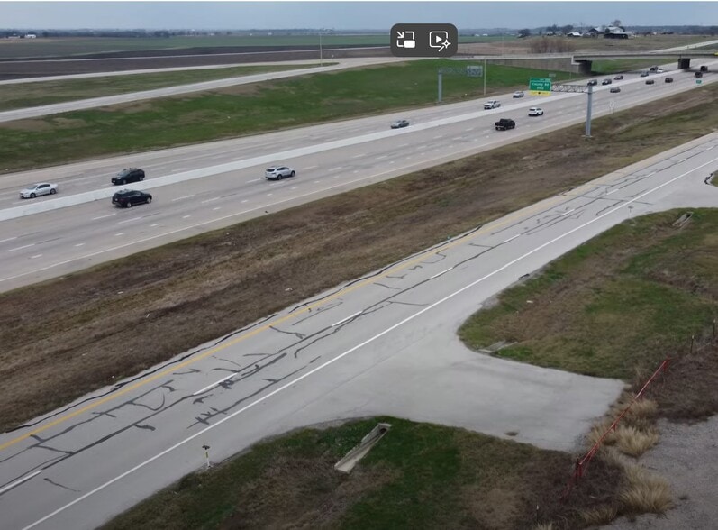 24246 N Interstate 35, West, TX for sale - Building Photo - Image 3 of 4