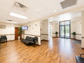3320 Perimeter Hill Dr, Nashville, TN à louer Photo intérieure- Image 2 de 25