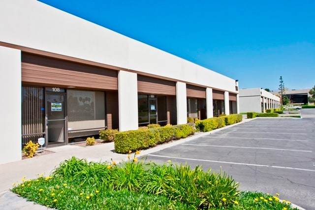 118 E Airport Dr, San Bernardino, CA à louer Photo intérieure- Image 1 de 3