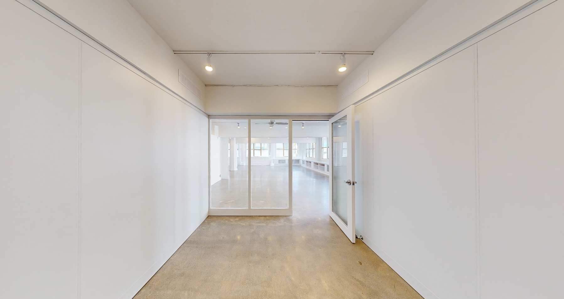 318 Homer St, Vancouver, BC for lease Interior Photo- Image 1 of 4