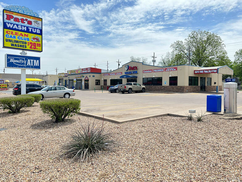 Portfolio Sale - Laundromat & Car Wash portfolio of 2 properties for sale on LoopNet.ca - Building Photo - Image 1 of 99